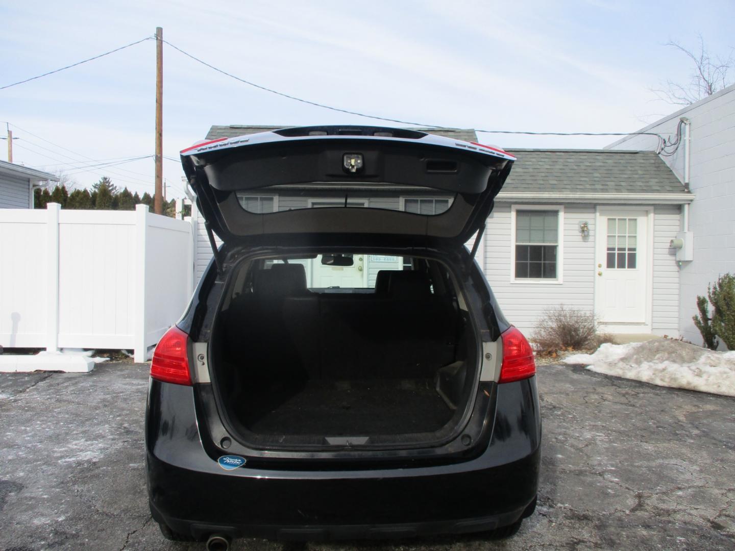 2009 BLACK Nissan Rogue S AWD (JN8AS58V99W) with an 2.5L L4 DOHC 16V engine, CVT transmission, located at 540a Delsea Drive, Sewell, NJ, 08080, (856) 589-6888, 39.752560, -75.111206 - Photo#23